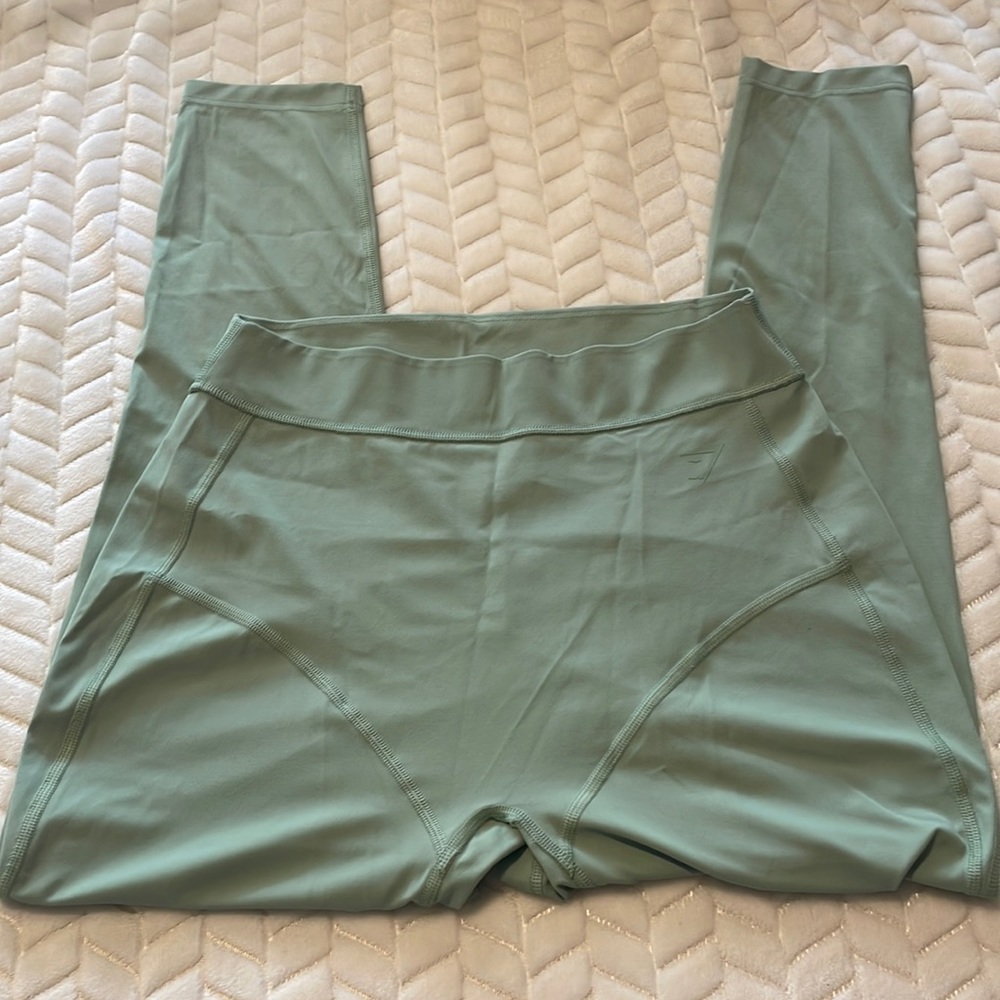 Gymshark KKfit long scrunch legging